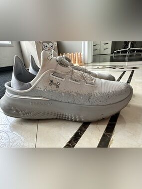 Under Armour SlipSpeed Mega Boa